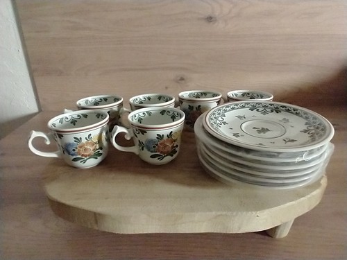 Lot tasses café soucoupes - 6,