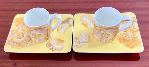 Duo tasses soucoupes - tasses, et