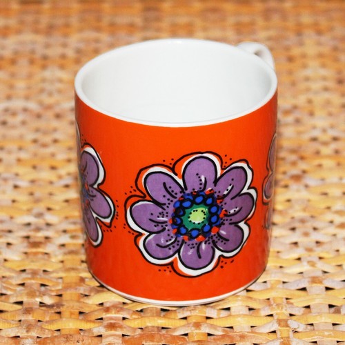 Petite tasse café vintage - à,